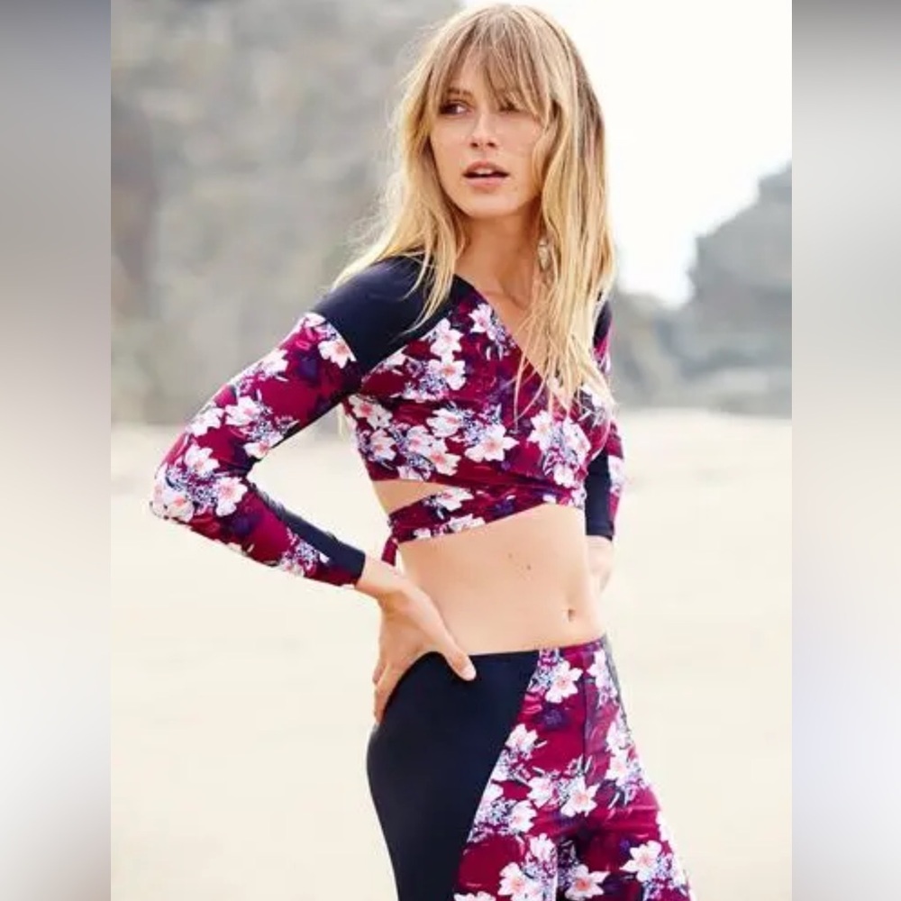 FP Movement X Zinke‎ Cropped floral swim rash guard wrap top size large